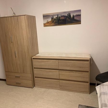 Monteure & Handwerker Einfach, Unkompliziert Und Preiswert In Alsfeld Exterior photo